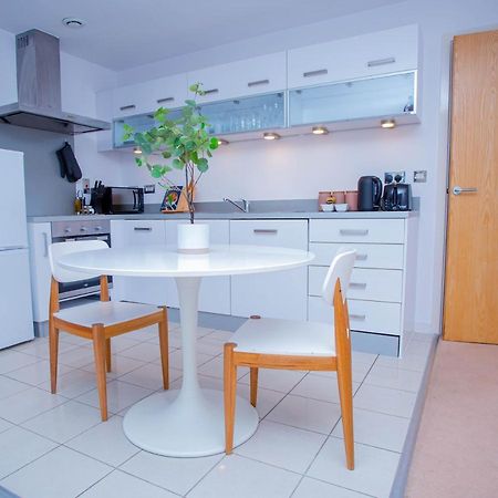 Appartement Nest Easy - Alpha House à Northampton Extérieur photo