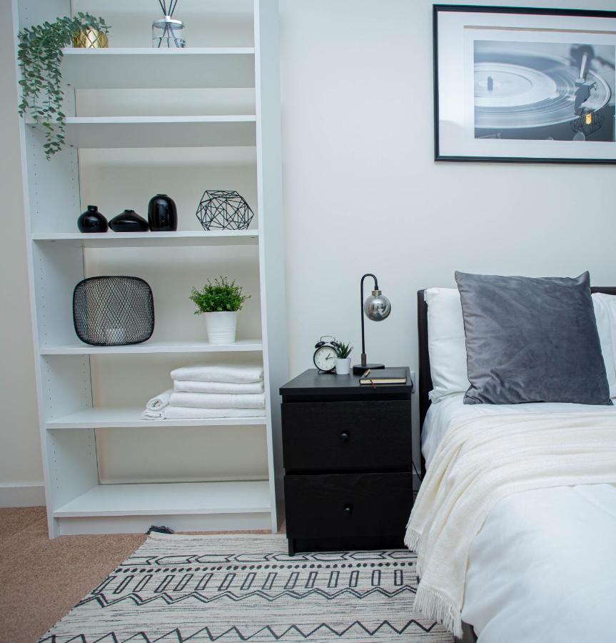 Appartement Nest Easy - Alpha House à Northampton Extérieur photo